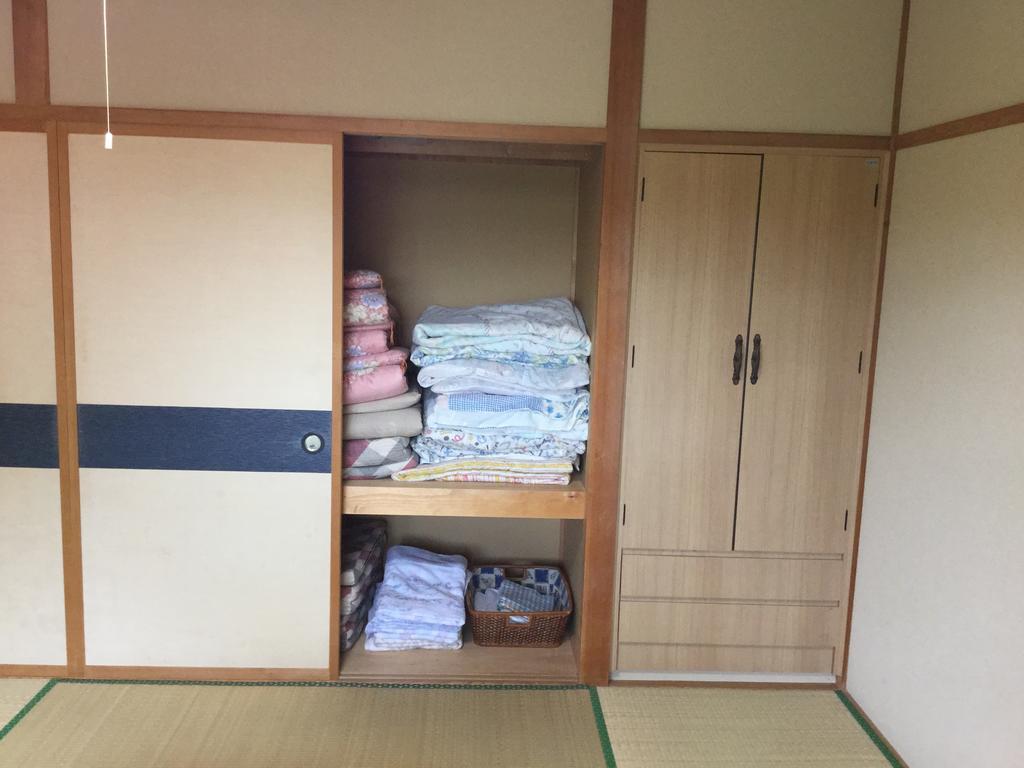 Hotel Natsumi no Sato Biei Habitación foto